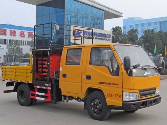 江鈴車載式高空作業(yè)平臺