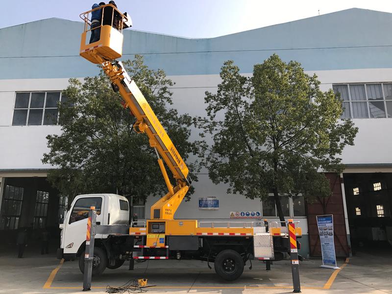 江鈴20米高空作業(yè)車