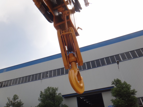 東風(fēng)多利卡18米高空作業(yè)車