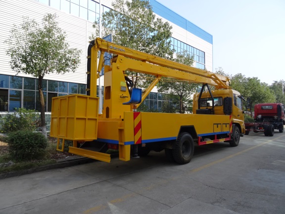 東風(fēng)天錦22米高空作業(yè)車