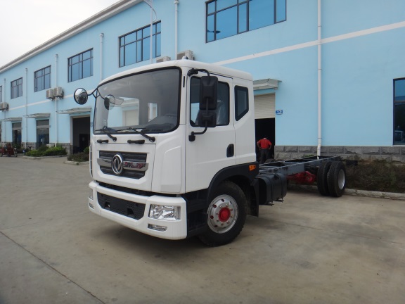 東風(fēng)20米高空作業(yè)車