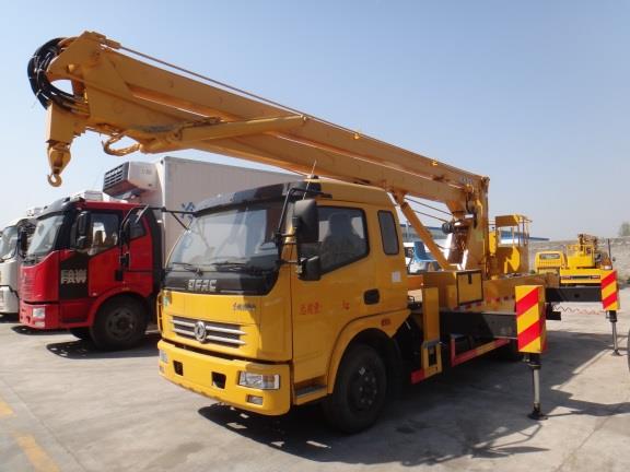 東風(fēng)多利卡18米高空作業(yè)車(chē)