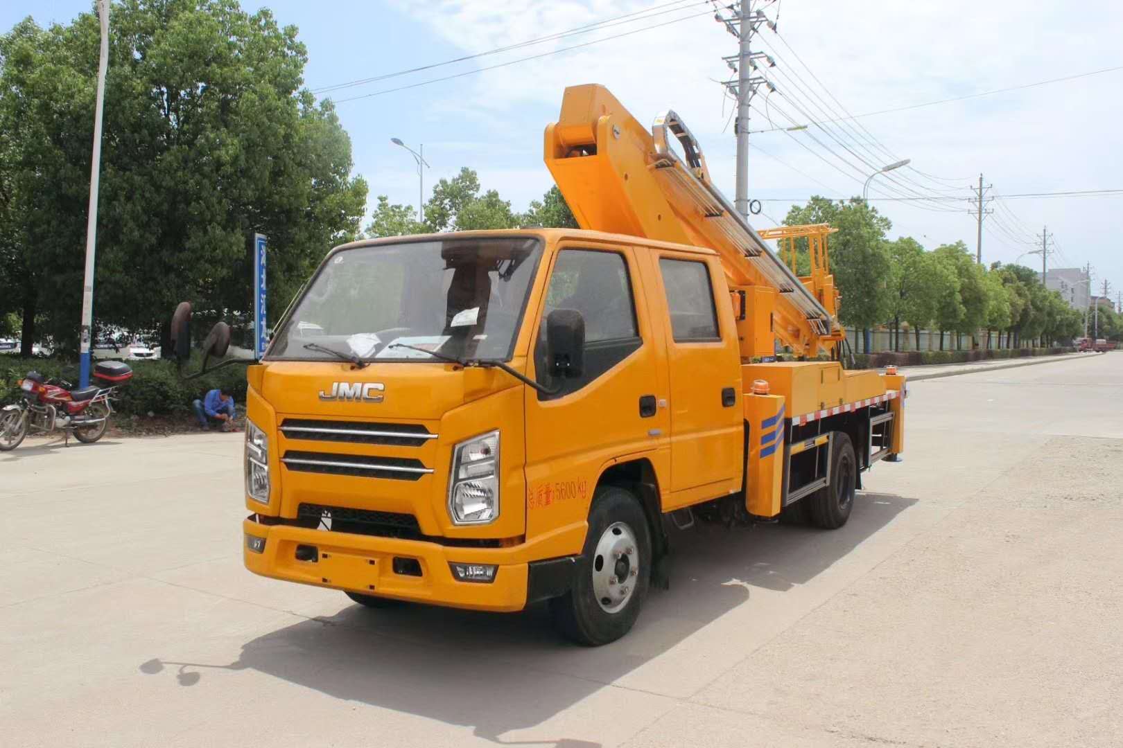 江鈴雙排國(guó)六17.5米高空作業(yè)車(chē)