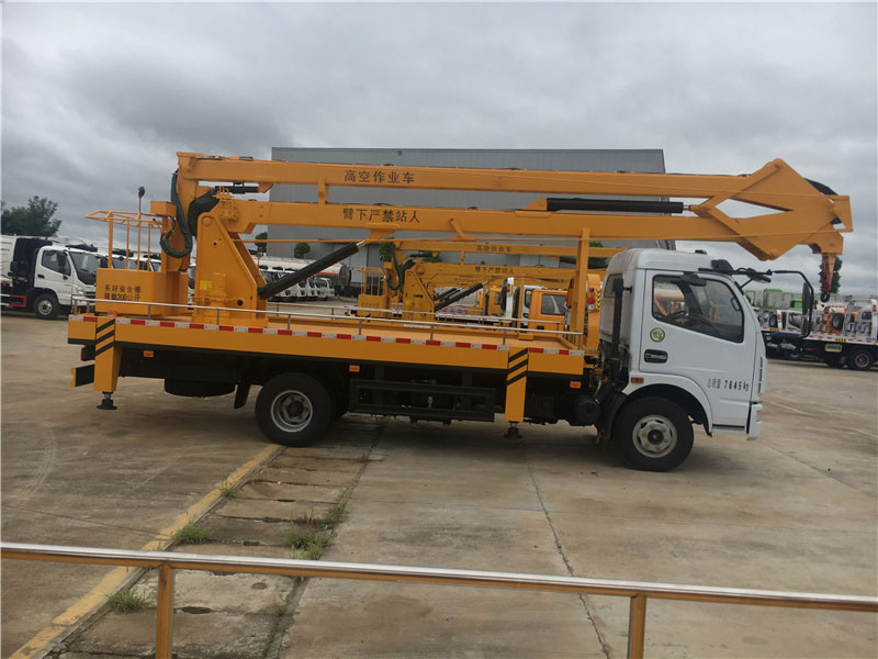 東風(fēng)多利卡18米高空作業(yè)車價格