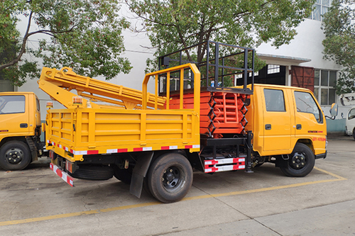 江鈴12米升降平臺(tái)式高空作業(yè)車