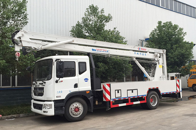 國六東風D9型20米高空作業(yè)車