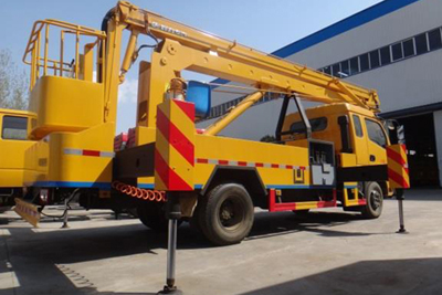 東風(fēng)多利卡18米高空作業(yè)車(chē)