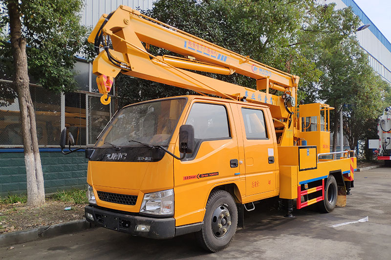 江鈴14米高空作業(yè)車