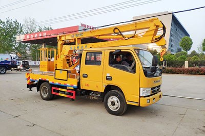 東風(fēng)12米高空作業(yè)車