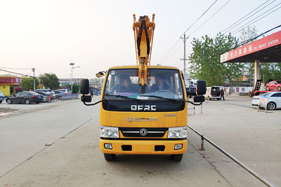 東風(fēng)12米高空作業(yè)車