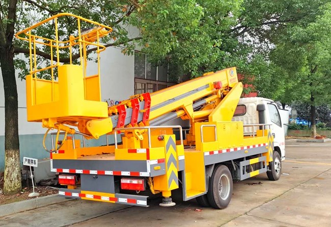 東風(fēng)單排伸縮臂18米高空作業(yè)車
