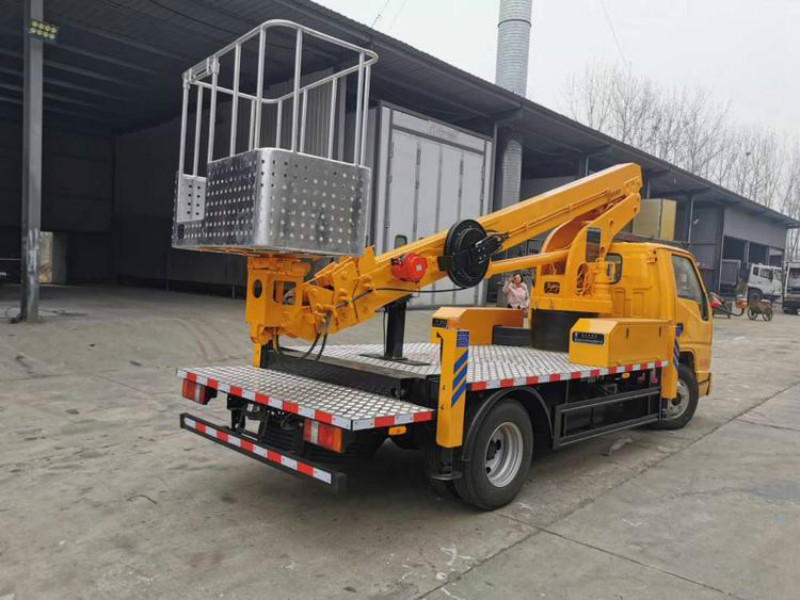 期待已久的江鈴21米藍(lán)牌高空作業(yè)車升降車發(fā)售了