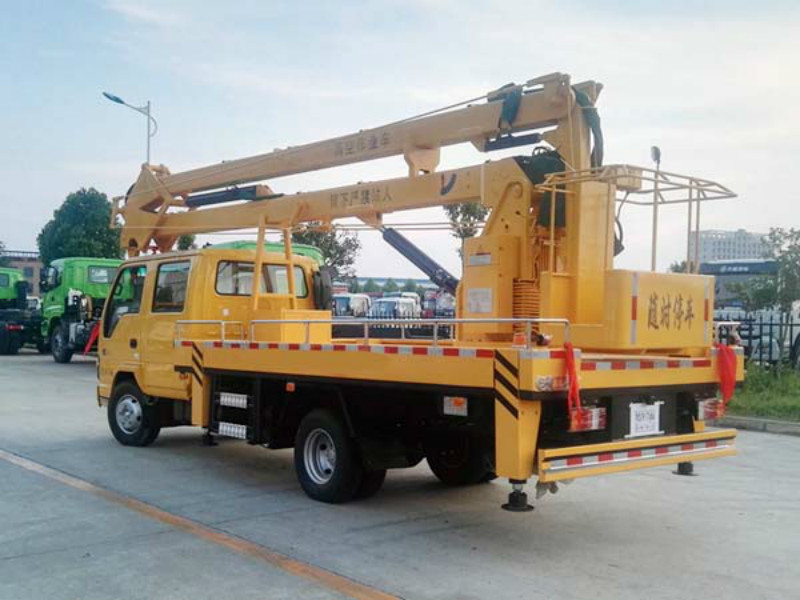慶鈴五十鈴18米高空作業(yè)車的高端底盤
