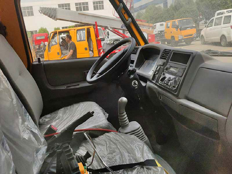 江鈴16米高空作業(yè)車熱銷中