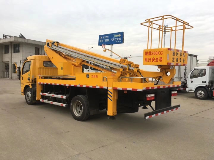 高空作業(yè)車，除了電網(wǎng)和交通部門使用，為什么私人使用更多呢？