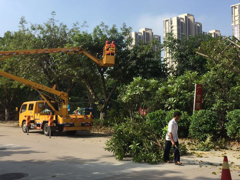 慶鈴18米曲臂式高空作業(yè)車