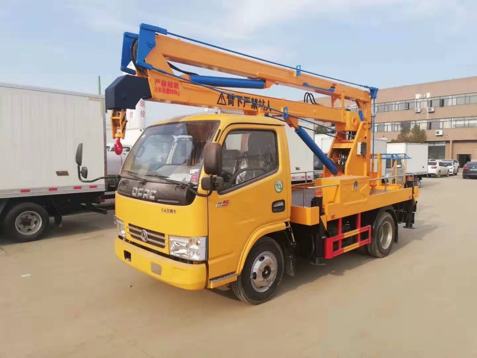 東風(fēng)藍(lán)牌13.5米高空作業(yè)車