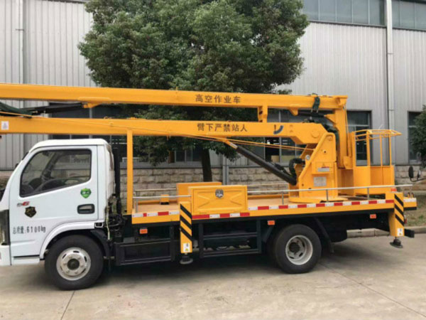 國(guó)六18米折臂高空作業(yè)車(chē)價(jià)格——十一促銷(xiāo)價(jià)