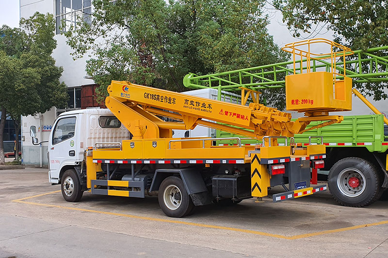 國(guó)六東風(fēng)18米高空作業(yè)車配置展現(xiàn)
