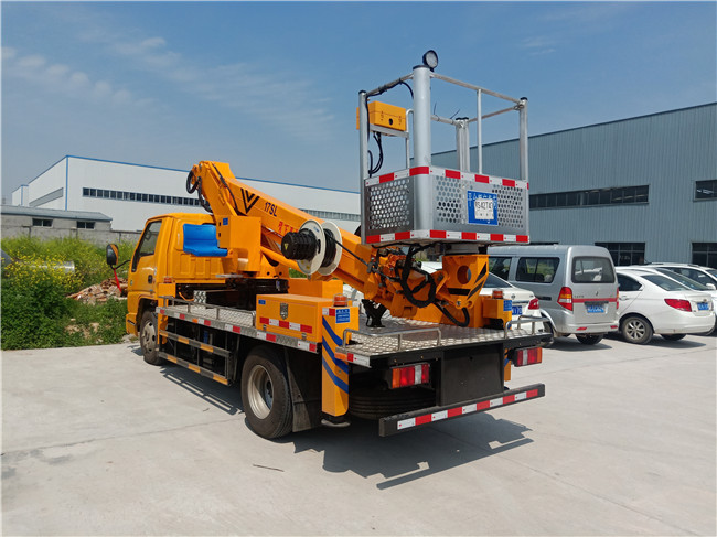 國(guó)六江鈴藍(lán)牌17.2米伸縮臂高空作業(yè)車