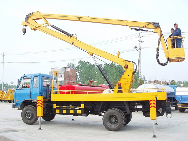 高空作業(yè)車與高空云梯車的區(qū)別