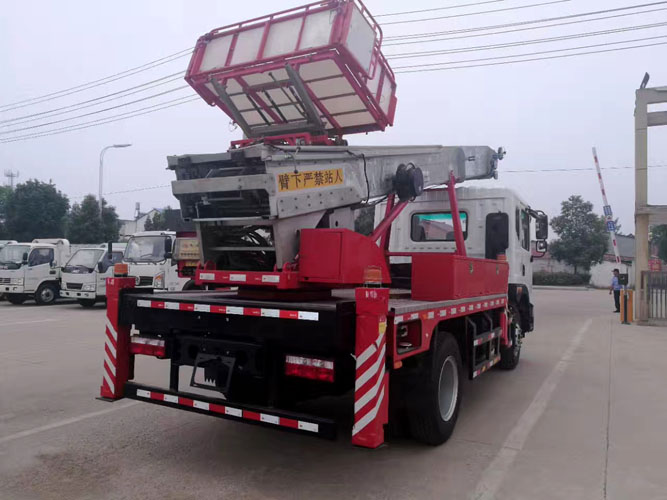 東風(fēng)多利卡38-45米D9高空云梯搬家作業(yè)車