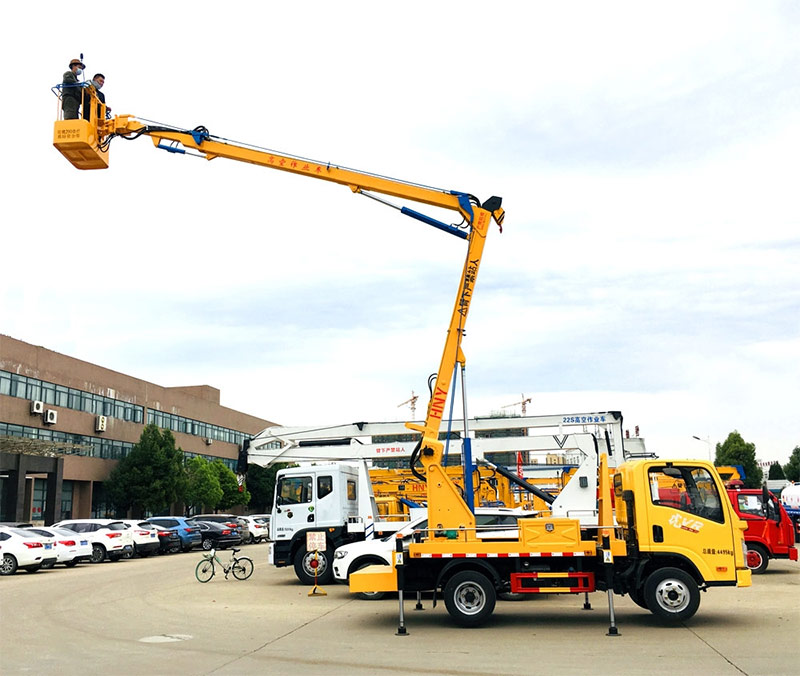 國六解放虎VR 12-13.5米高空作業(yè)車配置介紹