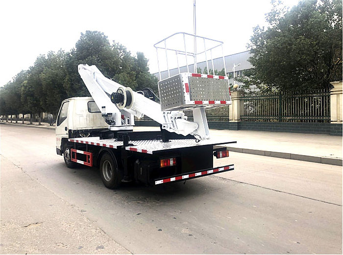 國六江鈴17.5米藍(lán)牌直臂高空作業(yè)車