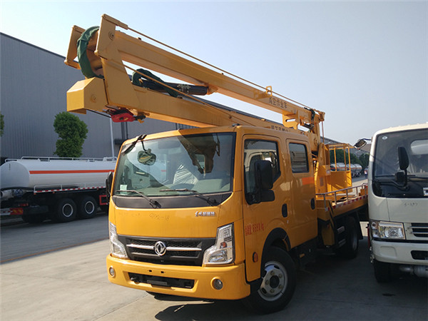 高空作業(yè)車怎樣手工矯正料條彎曲