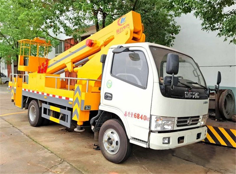 東風(fēng)單排18米伸縮臂高空作業(yè)車