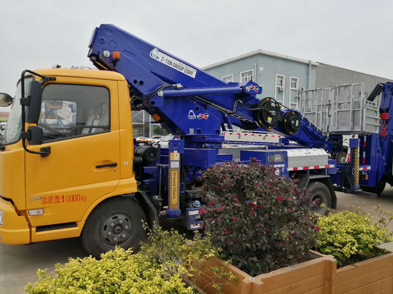 30米高空作業(yè)車
