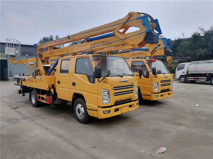藍(lán)牌16米-18米高空作業(yè)車配置介紹