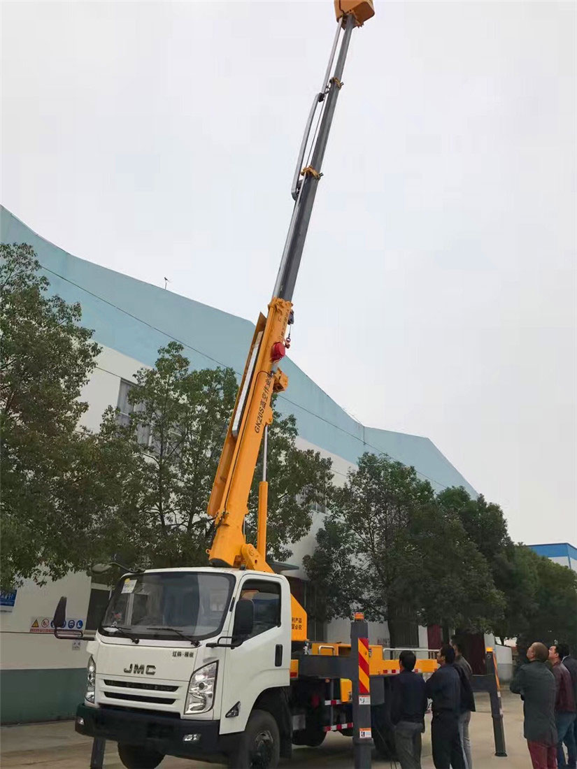國六江鈴18-25米伸縮臂高空作業(yè)車