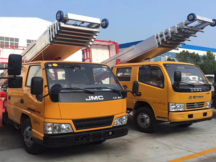 江鈴28米云梯搬家高空作業(yè)車