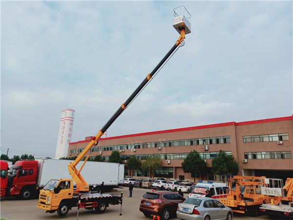 21米高空作業(yè)車-藍(lán)牌江鈴國(guó)六