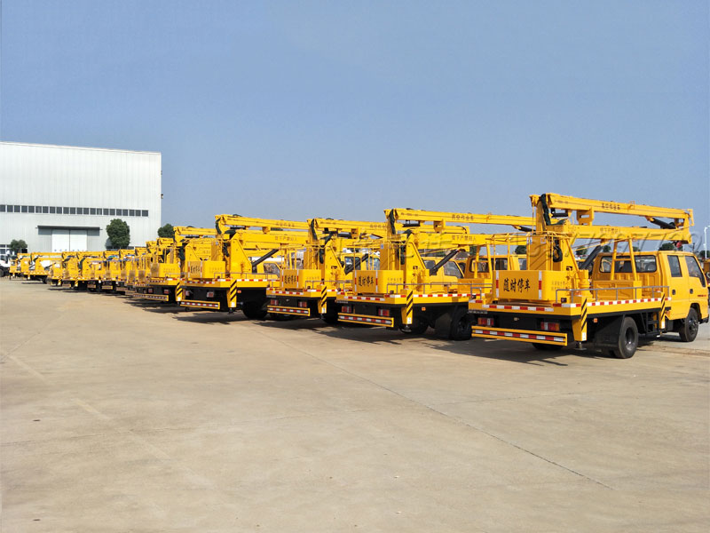 14米高空作業(yè)車-五十鈴曲臂式高空作業(yè)車