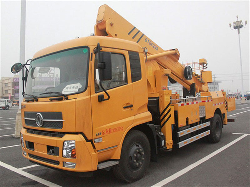 天錦26米伸縮臂高空車