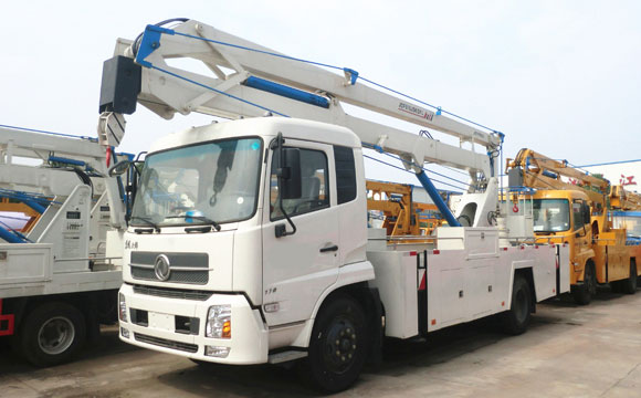 東風(fēng)天錦20米曲臂式高空作業(yè)車