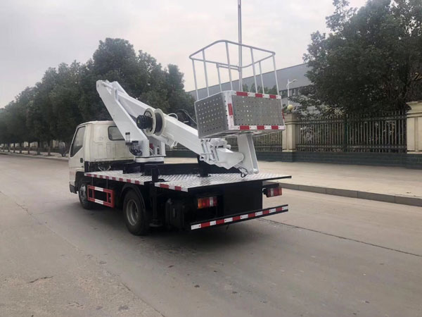 國六17.5米藍牌直臂高空作業(yè)車