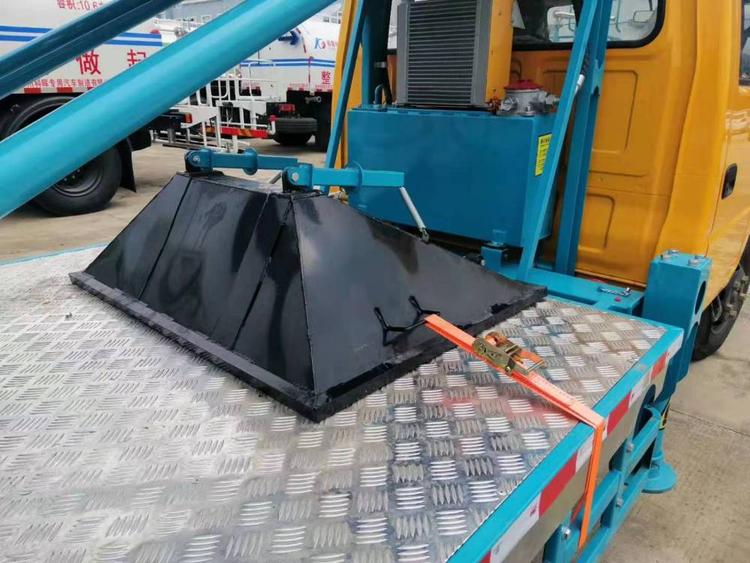 32米藍牌云梯車江鈴雙排座云梯車-搬家作業(yè)車廠家直銷