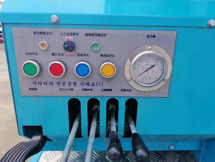 32米藍牌云梯車江鈴雙排座云梯車-搬家作業(yè)車廠家直銷