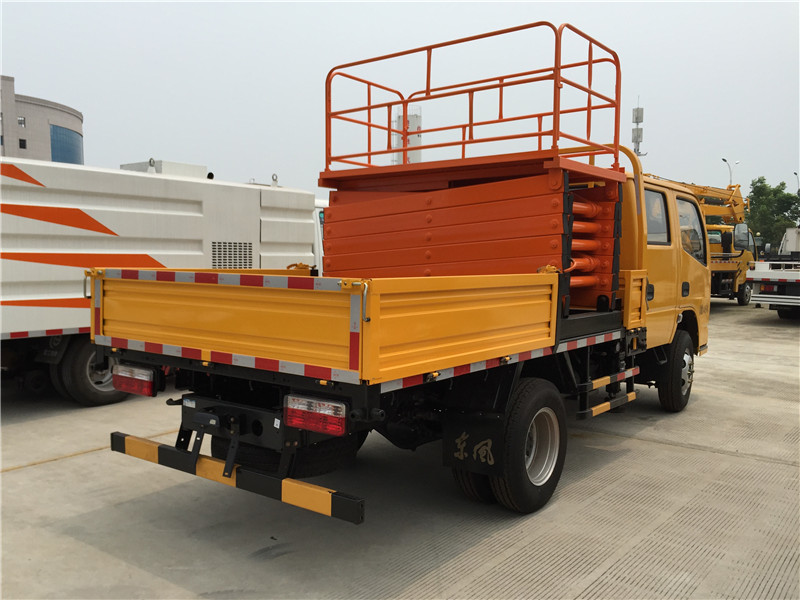 江鈴8-12米升降平臺高空車