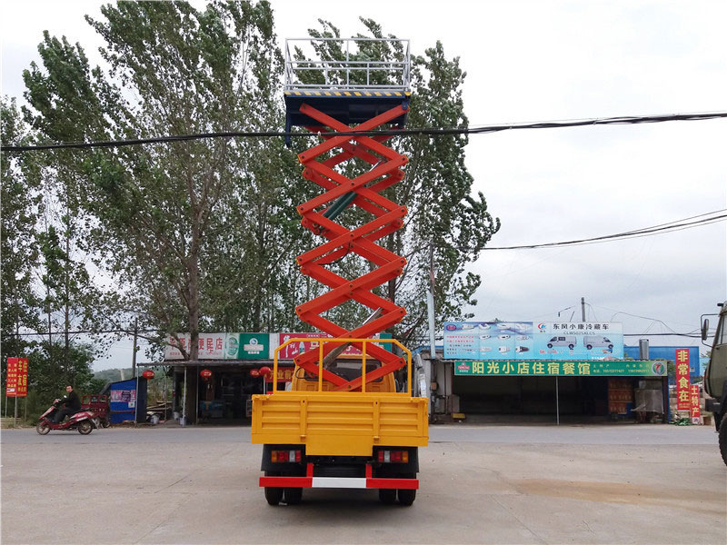 江鈴8-12米升降平臺高空車