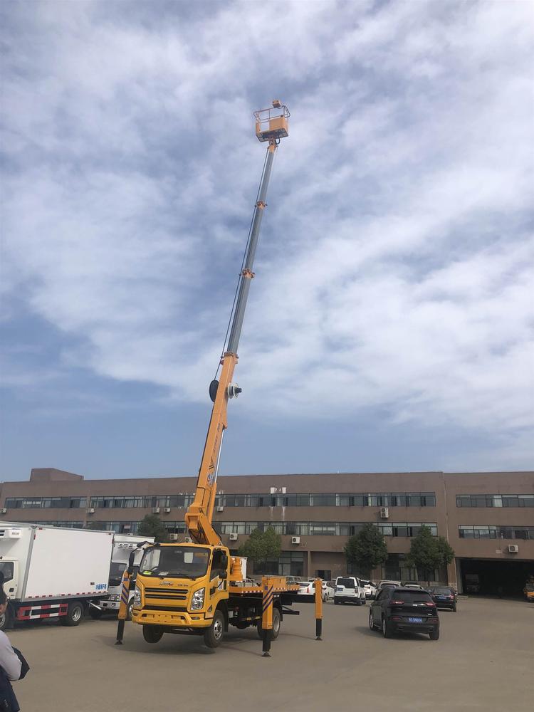 國六江鈴26米直臂式高空作業(yè)車