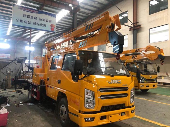 國六江鈴13米高空作業(yè)車