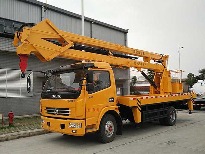 東風(fēng)多利卡18米折疊式高空作業(yè)車