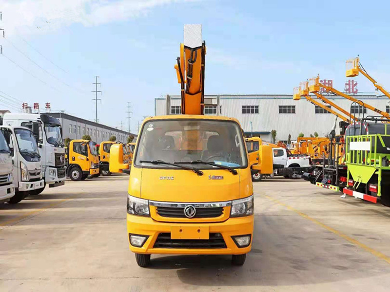 國六東風途逸藍牌20米高空作業(yè)車