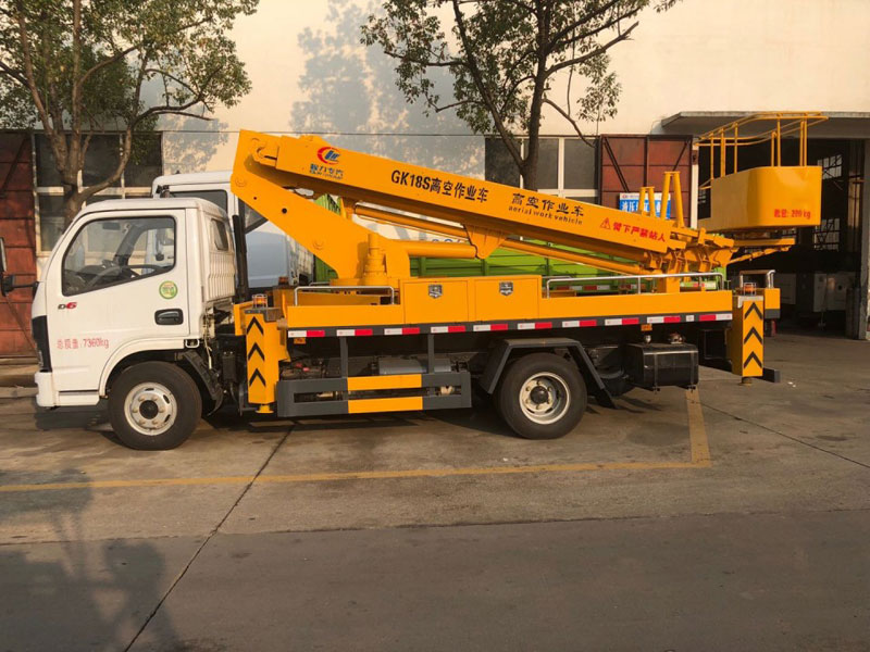 東風(fēng)大多利卡18米國(guó)六高空作業(yè)車