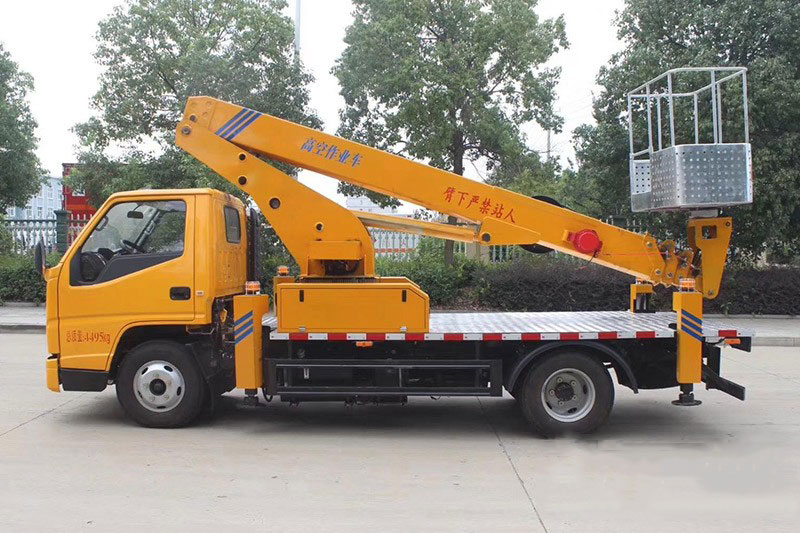江鈴21米直臂高空作業(yè)車