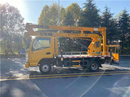 國六凱馬K1藍牌高空作業(yè)車